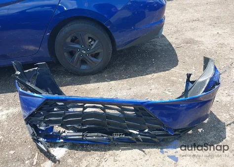 2023 Hyundai Elantra Sel z USA, uszkodzony, nr VIN 5NPLM4AG1PH117314